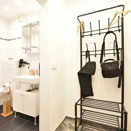 Geraumige, Moderne 1-zimmer Apartment Innsbruck